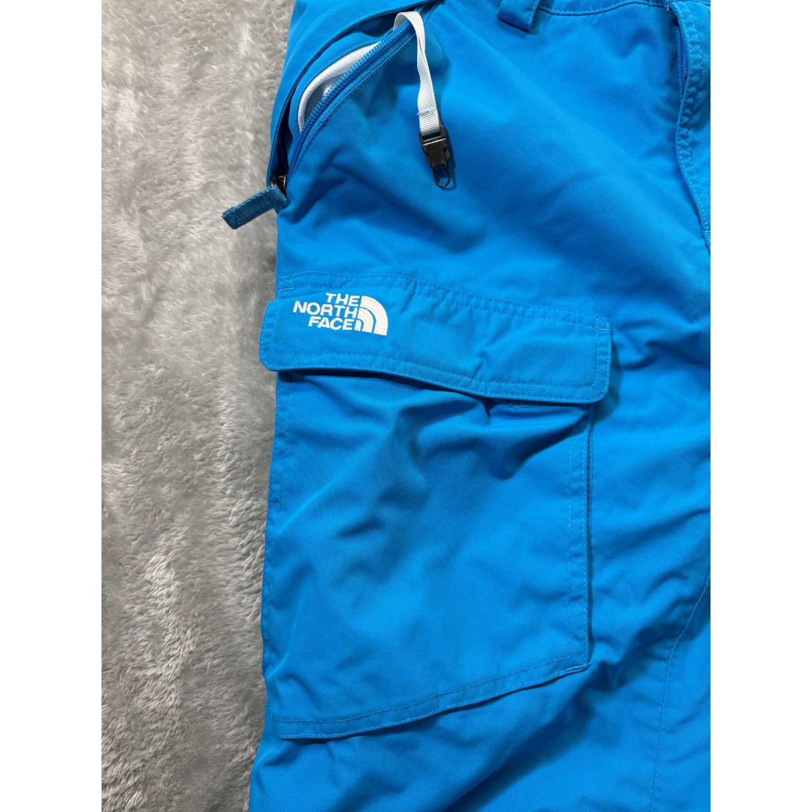 The North Face HyVent Waterproof Snowboard Pants Women's Medium See Description thumbnail 3