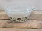 Vtg Pyrex Spring Blossom Crazy Daisy 1 1/2 pt Casserole Dish 472 ~ WITH Lid
