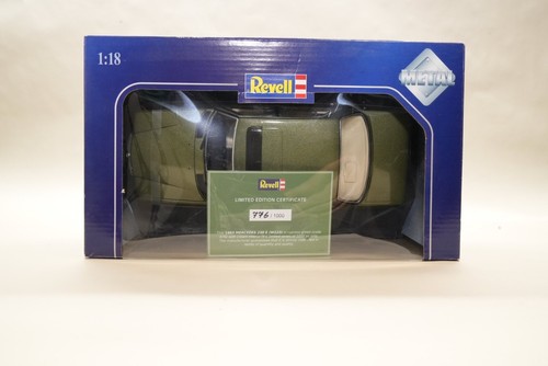 Mercedes-Benz 230 E Verde Revell METAL Limitado 776/1000 - Imagen 2 de 3