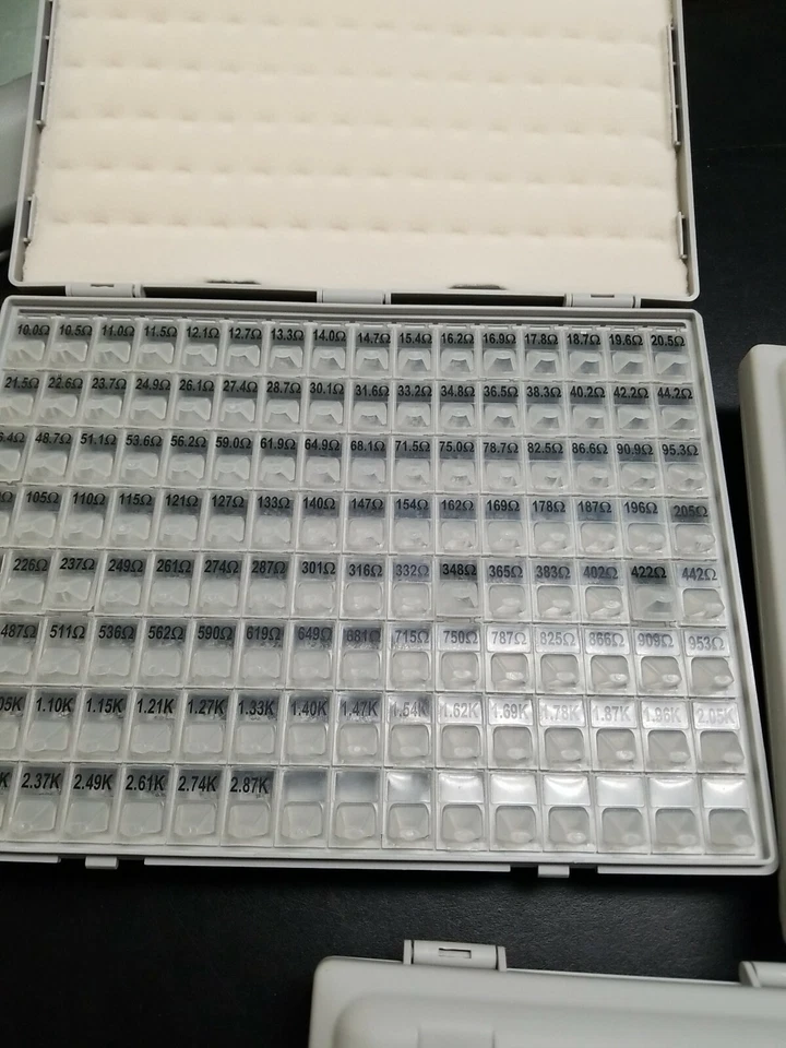 SMT Resistor SuperKits (x3) - Image 3 of 4