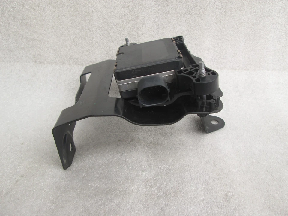 2019 2020 Honda Odyssey Adaptive Cruise Distance Control W/Bracket 36801THRA220 - Image 4 of 4