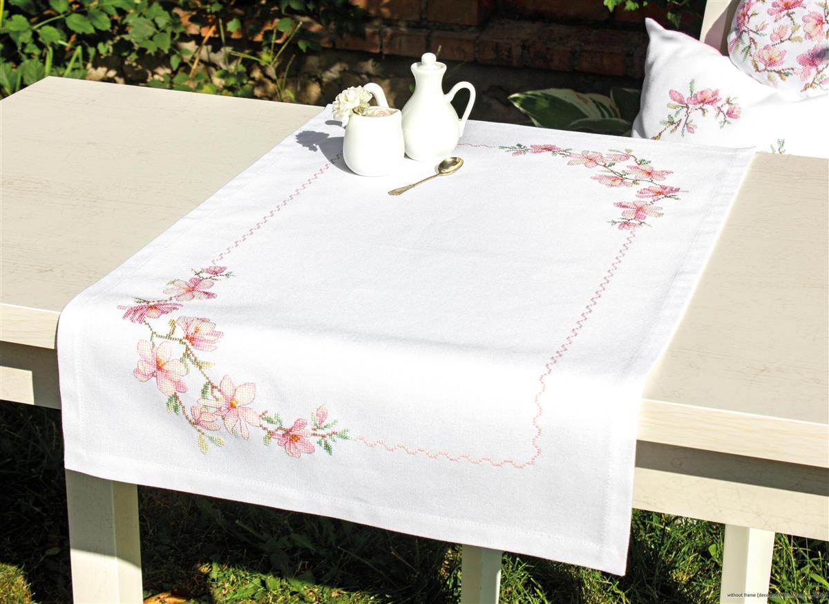 Luca-S counted Cross Stitch kit Table runner ""Table runner apple blossom"", 46x76