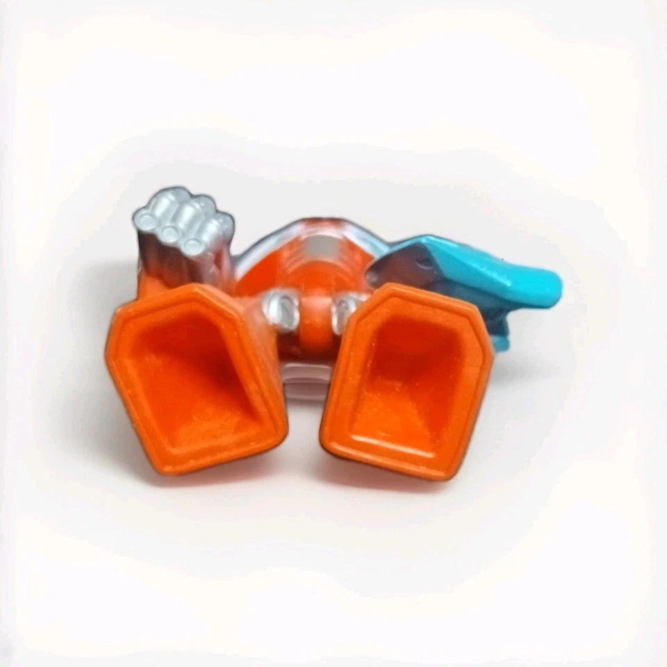 Playskool Heroes Transformers Rescue Bots HEATWAVE the Fire-Bot 3.5" Figure - Image 4 of 4