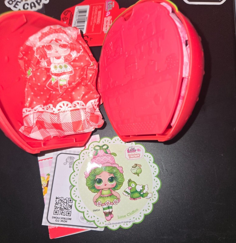 LOL Surprise Loves Strawberry Shortcake Tots Lime Chiffon scented NEW Case
