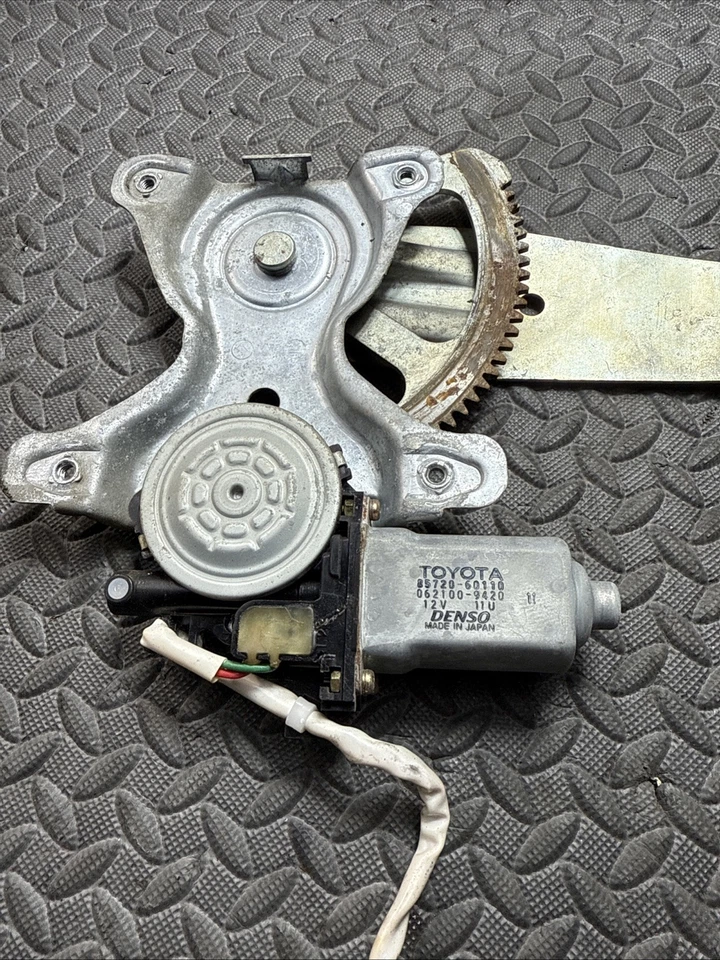 Regulador de ventana eléctrico trasero derecho Toyota Land Cruiser LX470 1998-2007 OEM Foto 4 de 4