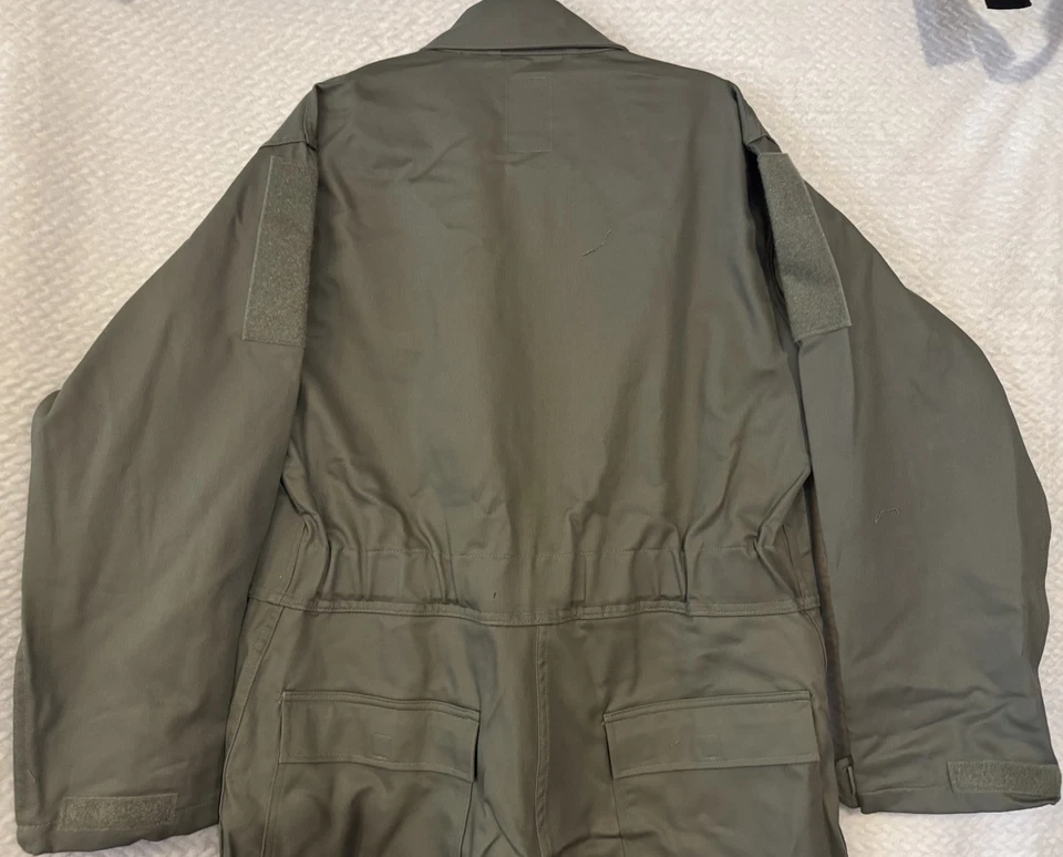 USAF Maintainer Duty/Utility Coverall Foliage Green Medium - Image 3 of 4