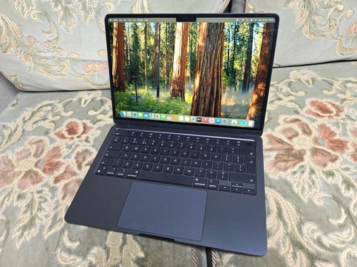 Apple MacBook Air 13 inch M3 8c/8c 8GB 256GB - 91% Battery 65 Cycles - Midnight thumbnail 2