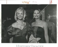 1988 Press Photo Judy Girod and Donna Berger at Alpha Awards - noa35885