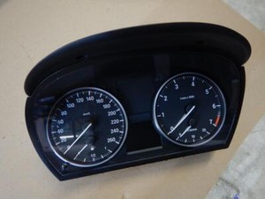 Kombiinstrument Tacho Cockpit 9187052-02 BMW 3er 318i E90/91