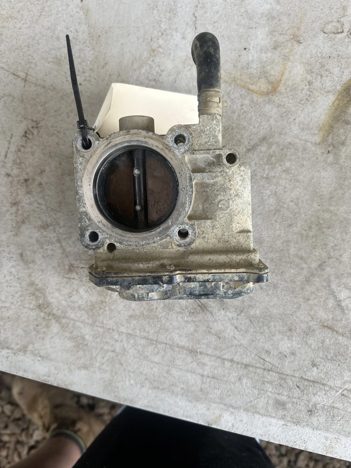 2008 Suzuki Grand Vitara Throttle Body 2.0L N20A 06-08 JT Escudo #B128 - image 2 of 4