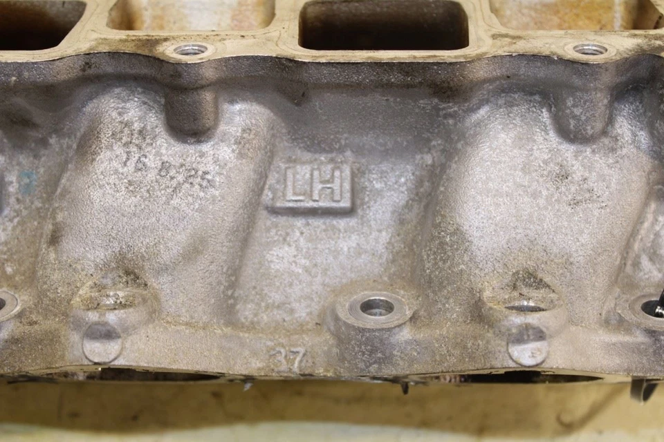 Infiniti QX50 2014-2017 3,7 L AWD motor colector de admisión inferior 14003-EY01A OEM Foto 4 de 4