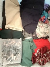 Mixed women&rsquo;s, men&rsquo;s & children&rsquo;s clothing, max. 2 pairs of shoes