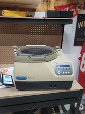 Labconco 7900000 RapidVap Vacuum Dry Evaporation System