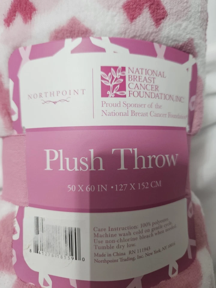 NORTHPOINT NEW NATIONAL BREAST CANCER PINK/WHITE POLY PLUSH THROW W/TOWEL - Image 4 of 4