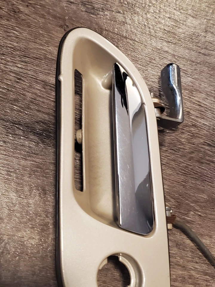 1992-2002 Lincoln Continental  Driver LH Front Door Handle HC Ivory Parchment Foto 3 de 4