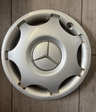 Mercedes Benz C-Klasse (W203) 2x Original Radkappe 15 Zoll A2034010024