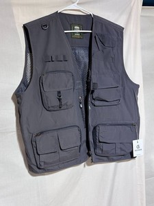 NEW FLYGO Men’s Outdoor Mesh Quick Dry Multi Pocket Vest–Size 2XL (Fits like XL)