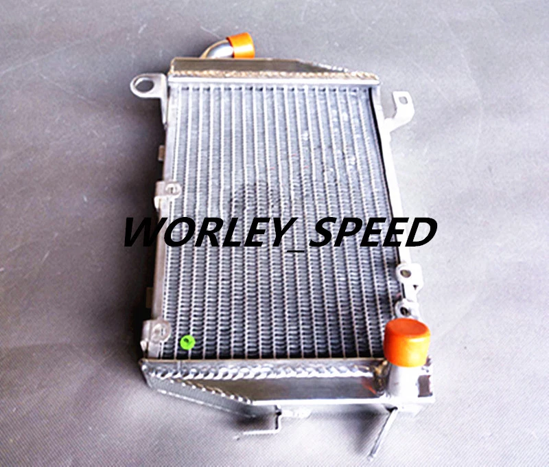 Left Aluminum Radiator For Aftermarket SP1 RC51 RVT1000 RVT1000R 2002-2006 - Image 4 of 4