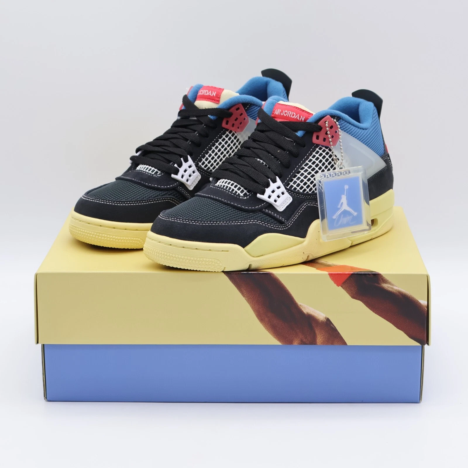 DC9533-001 Union Nike Air Jordan 4 Retro Union Off Noir (Men's)
Opens in a new window or tab