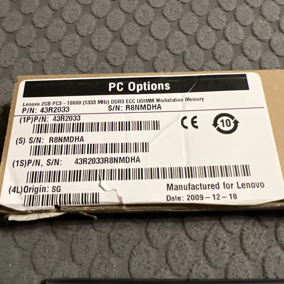 NEW Lenovo 51J0504 43R2033 2GB DDR3 ECC Memory 1333MHz TS D20 4155, D20 2RX8 - Image 2 of 4