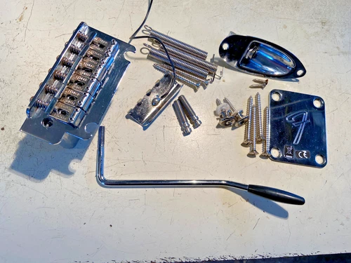 Fender Player Strat Stratocaster Hardware 2 Point Bridge F Neck Plate Output