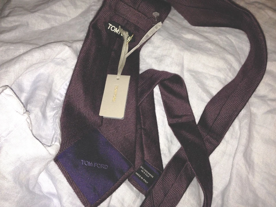 Corbata Tom Ford de cachemir/seda hecha en Italia nueva con etiquetas Foto 4 de 4