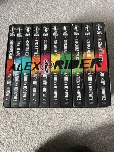 Alex Rider:  BARGAIN!! The 11-Book Collection by Anthony Horowitz  - 第 1/4 張圖片