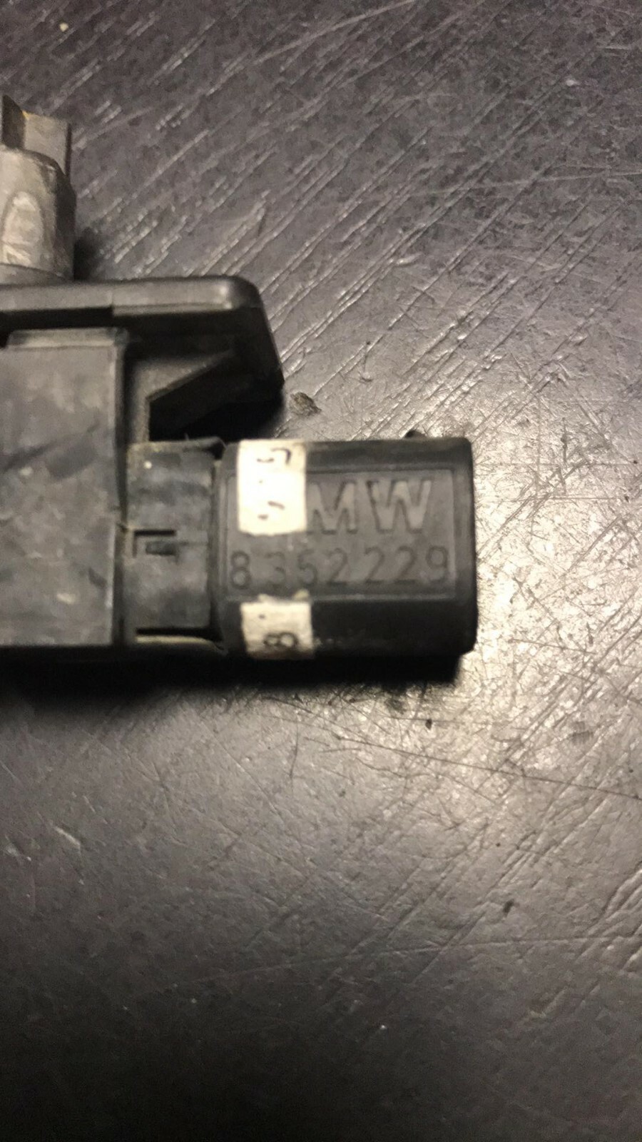 8352229 BMW 3 5 6 7 Series X5 X3 Alarm Switch Micro Sensor