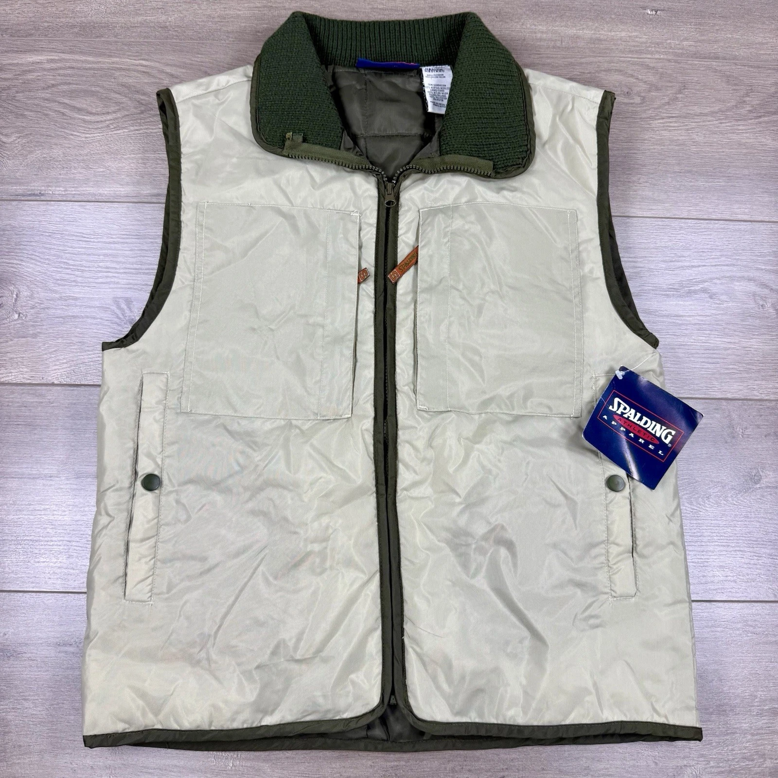NWT Spalding Outdoor Nylon Utility Vest Men’s Medium Beige/Green Quilted Lining