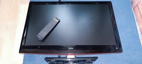 Bildschirm 24" TV Full HD LED TV/DVD Combi gebraucht Standfuß