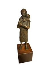 Late 19th Early 20th Century Bronze Mother And Child