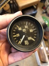 Vintage STEWART WARNER OIL PRESSURE GAUGE 0-100 PSI USA MADE 490EX1A4 Untested