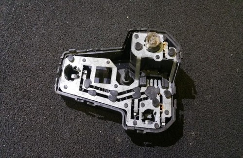 95vw13n004da Lampenträger Rücklicht Rückleuchte innen Heckklap DE159924-08