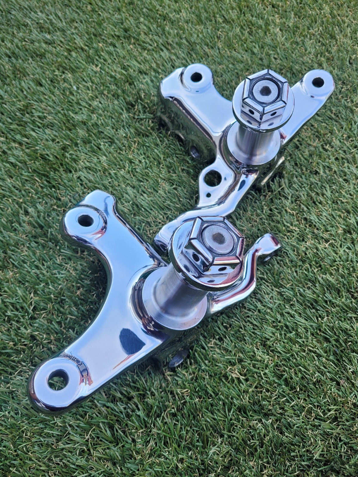 SN95 Mustang 1994 1995 7993 FoxBody 5 Lug Spindles Fast Free Shipping Polished eBay