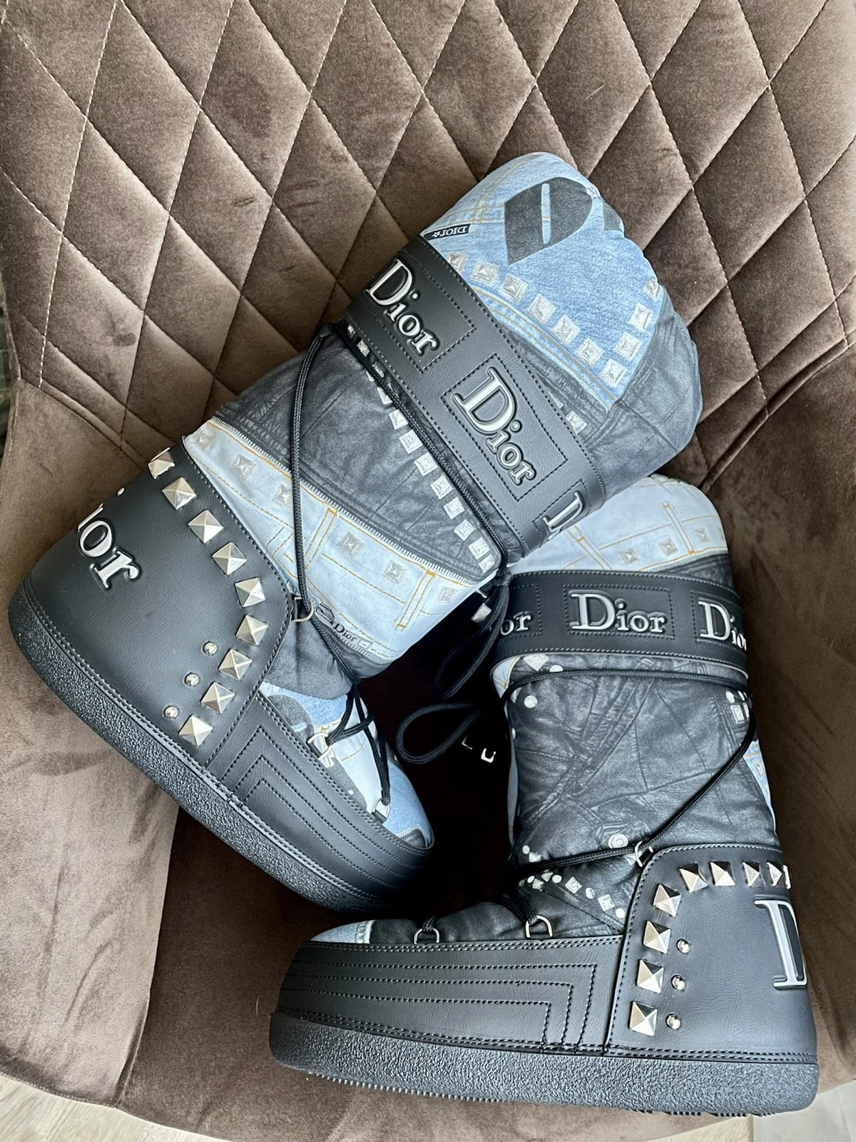 Bottes de lune imprimé denim Dior par John Galliano trompe l'œil