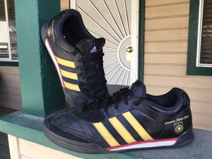 Adidas Samba Nua II Hombres Talla 9.5 