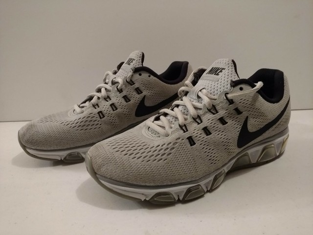 nike tailwind 9