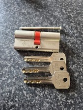 Ultion 1 Star Dimple Euro Lock 35mm X 35mm 3 Keys