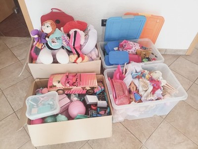 zu verkaufen   Kuscheltiere, LOL OMG Puppen, Barbie Puppen Playmobil für Mädchen