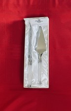 Oleg Cassini Crystal Diamond Cake Knife and Server Set Pre-Owned - Box Has Wear