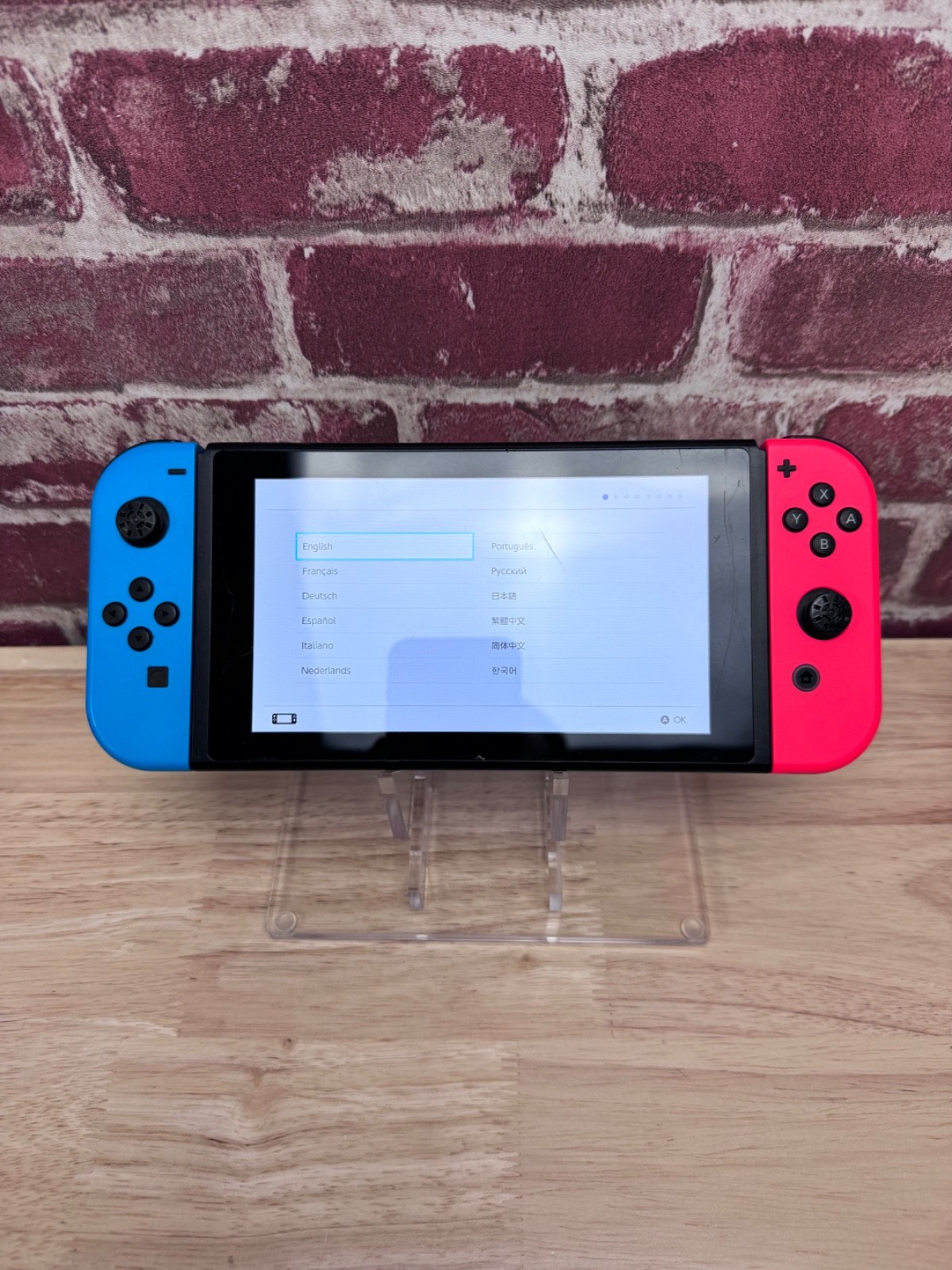 Nintendo Switch 32GB Handheld System HAC-001