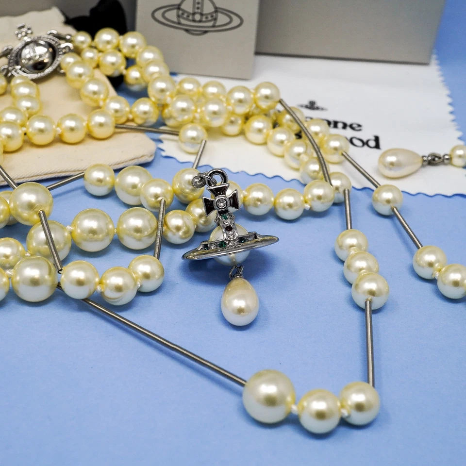 Vivienne Westwood Necklace Silver Tone Bas Relief Broken Pearl Orb Choker & Box - Image 3 of 4