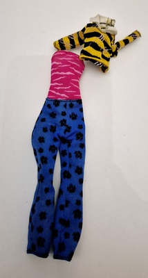 #ad Monster High Spares Replacement Top and Outfit Family Pack Howleen Wolf GBP 6.50