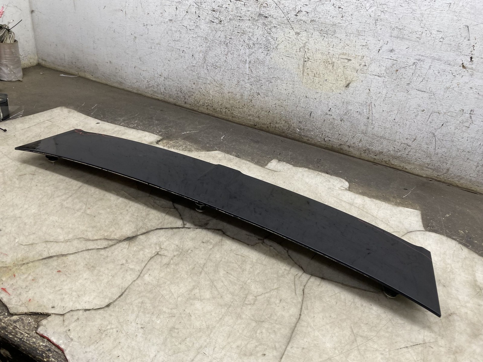 2020-2025 ASTON MARTIN DBX OEM REAR ROOF MOLDING TRIM COVER PANEL MY83-C50202