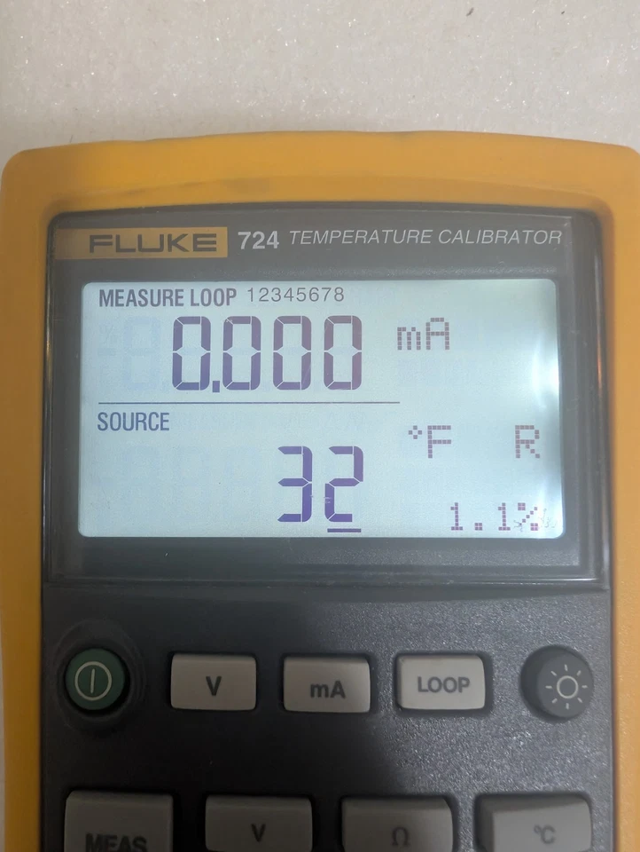 Fluke 724 Process and Temperature Calibrator with Leads works fine - Image 3 of 4