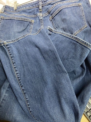 Lands End Jeans Womens 8 Blue Mid Rise Boot Cut Cotton Stretch Comfort Denim - Picture 6 of 14