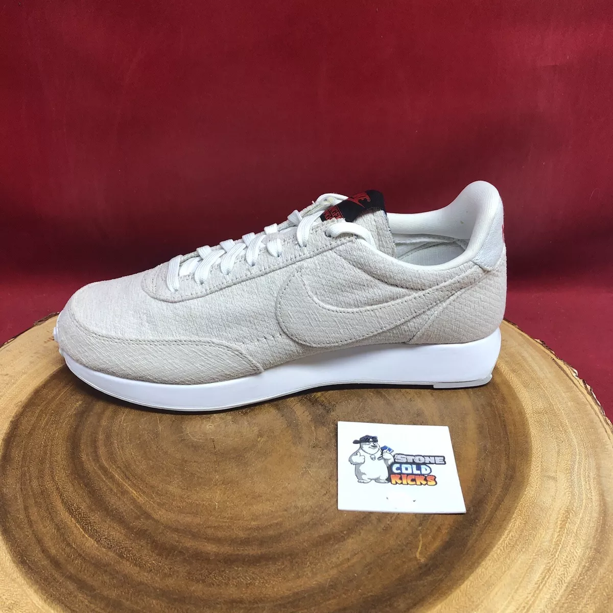 Nike stranger things upside down tailwind top