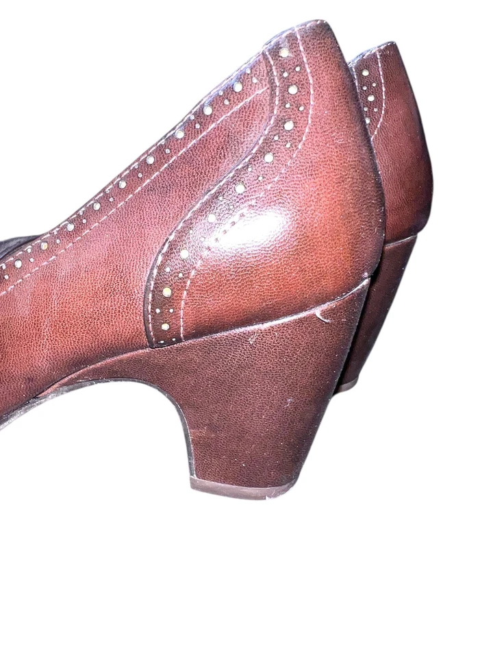 Cabeza de Pato Marilyn Marrón Punta Cerrada Tacones Medianos Hebilla de Bloque 8m Aspecto Retro Foto 4 de 4