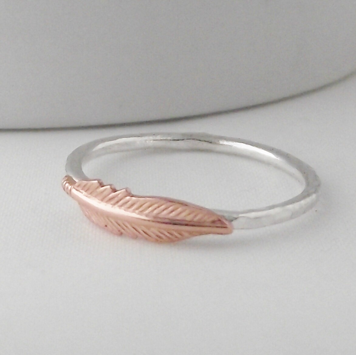 Feather Stack Ring In Sterling Silver | Goldfish Jewellery Design Studio - Foto 6