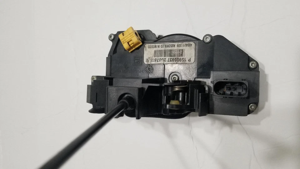 Actuador de bloqueo de puerta trasero derecho Chevrolet HHR 2008 a 2011 genuino garantía de por vida Foto 3 de 4